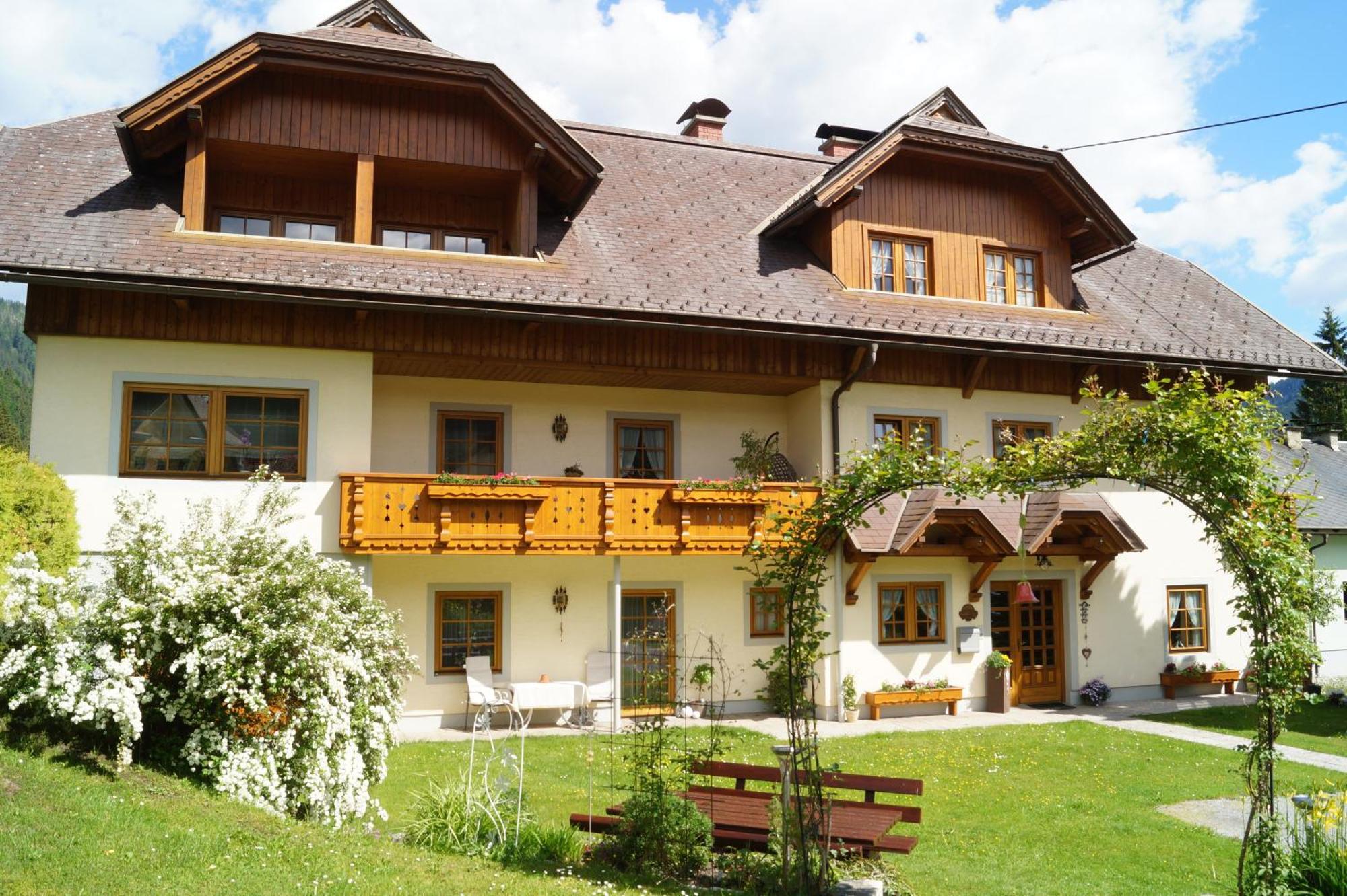 Apartment Gaestehaus Wastian Weissbriach Bagian luar foto